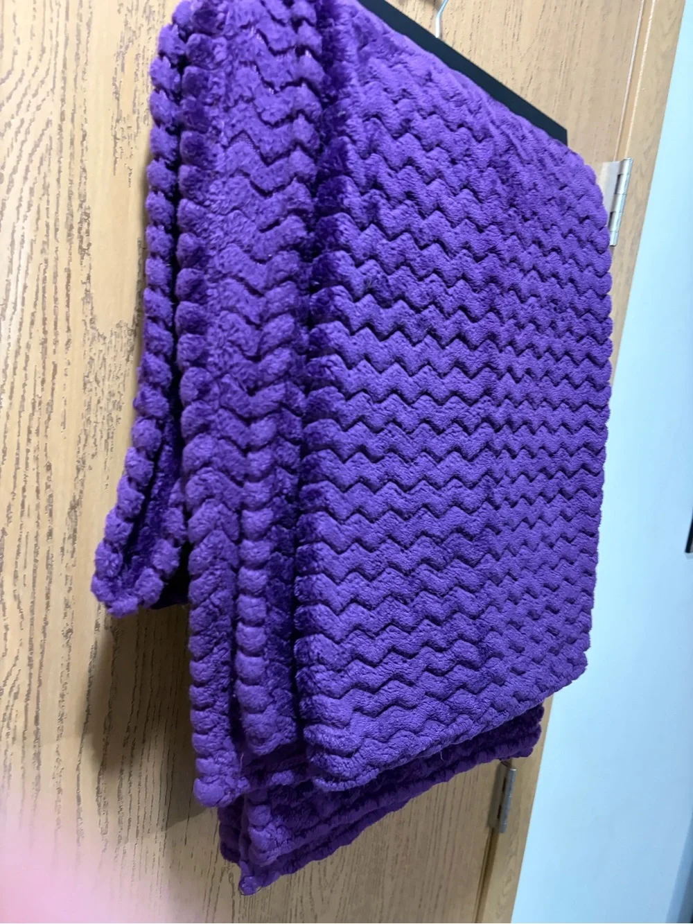 Purple Textured Plush Throw Blanket Soft Zigzag Chevron Fleece Cozy Home Decor